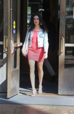 BEL POWLEY on the Set of Judd Apatow