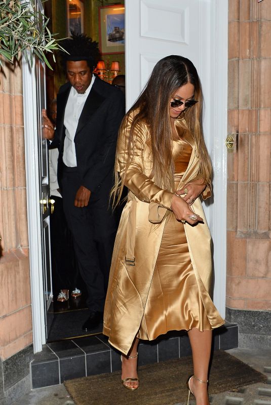 BEYONCE Leaves Harry
