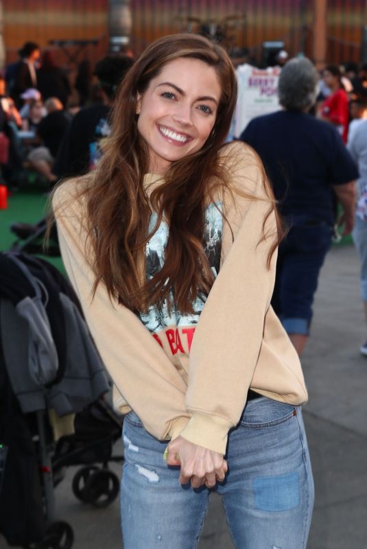 CAITLIN CARVER at Knott