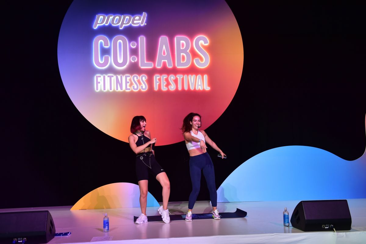 charli-xcx-performs-during-a-workout-class-in-los-angeles-07-20-2019-1.jpg