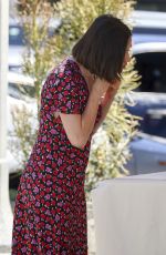 CRYSTAL REED Buys Flowers and Jewelry in Los Angeles 07/25/2019