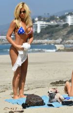 DONNA D