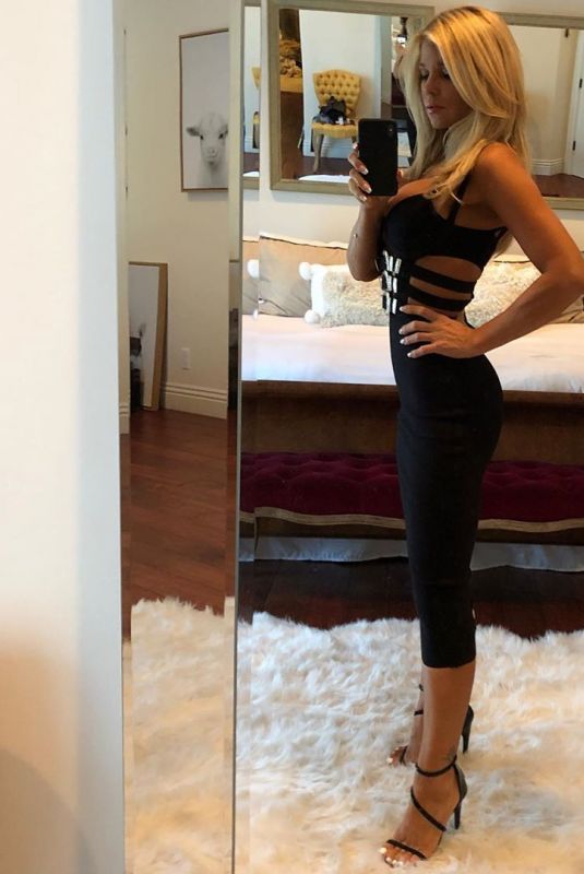 DONNA D