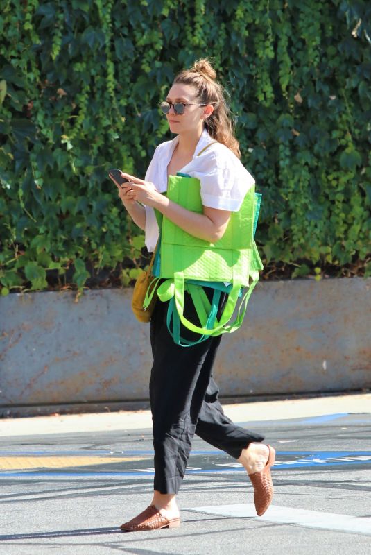 ELIZABETH OLSEN Shopping at Gleason