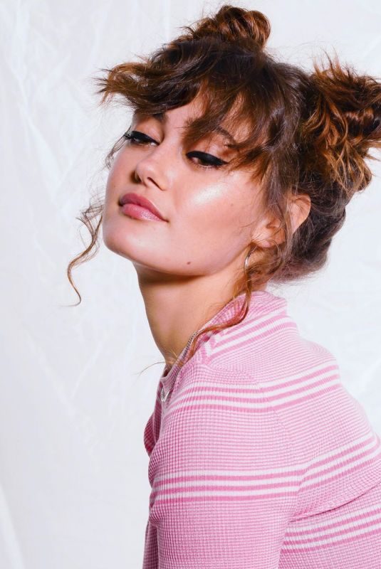 ELLA PURNELL in Wonderland Magazine, Summer 2019