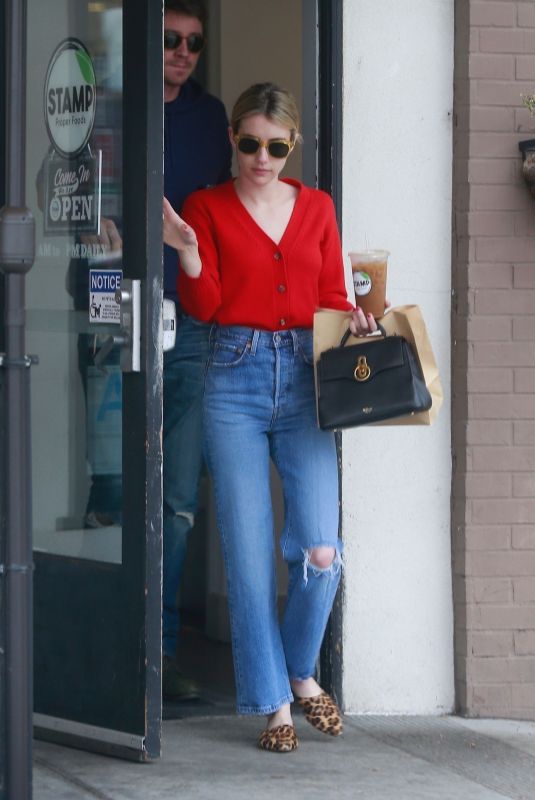 EMMA ROBERTS Leaves Stamp in Los Feliz 07/07/2019