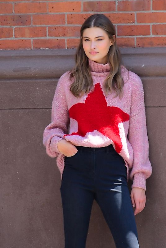 GRACE ELIZABETH at a Photoshoot in New York 07/16/2019