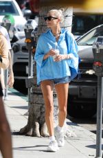 HAILEY and Justin BIEBER Out for Coffee in Beverly Hills 07/19/2019