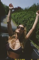 HANNAH FERGUSON for Solid & Striped x Re/done 2019 Swimwear