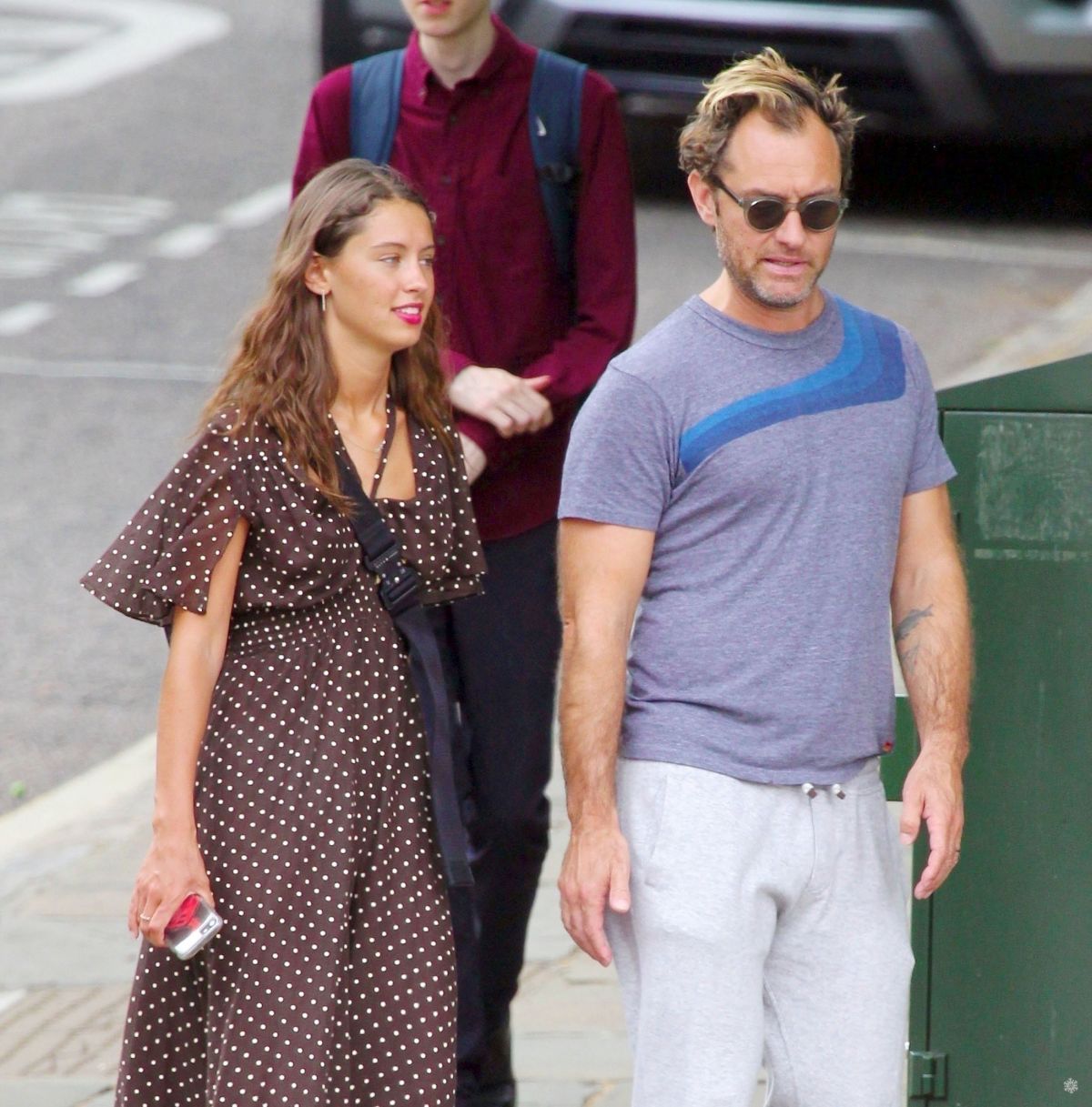 iris-and-jude-law-out-for-lunch-in-london-07-14-2019-7.jpg