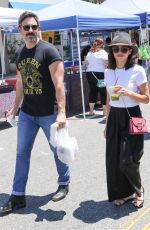JENNA DEWAN Shopping at Farmer