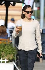 JENNIFER GARNER Out and About in Los Angeles 07/13/2019