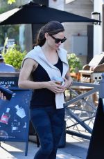 JENNIFER GARNER Out and About in Los Angeles 07/13/2019