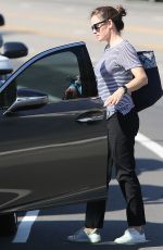 JENNIFER GARNER Out in Los Angeles 07/24/2019