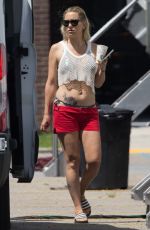 KATE HUDSON on the Set of Mona Lisa and the Blood Moon in New Orleans 07/01/2019