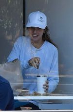 KATHERINE SCHWARTZENEGGER Heading to Yoga Class in Brentwood 07/26/2019