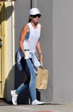 KATHERINE SCHWARTZENEGGER Heading to Yoga Class in Brentwood 07/26/2019