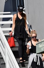 KATHERINE SCHWARTZENEGGER Leaves Yoga Clas in Santa Monica 07/24/2019