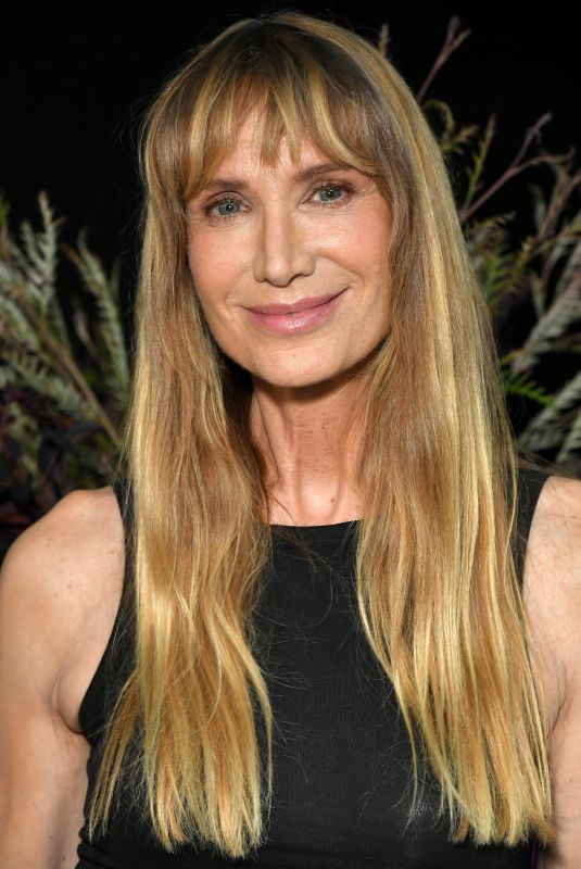 KELLY LYNCH at Women