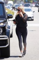 KHLOE KARDASHIAN Out Shopping in Beverly Hills 07/23/2019