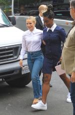 KRISTEN BELL Arrives at Comic-con 2019 in San Diego 07/19/2019