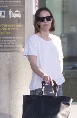 LESLIE BIBB Arrives in Toronto 06/28/2019
