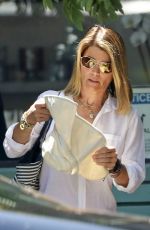 LORI LOUGHLIN Shopping at Bristol Farms in Los Angeles 07/15/2019