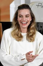 MARGOT ROBBIE at Once Upon a Time in Hollywood Photocall in Beverly Hills 07/11/2019