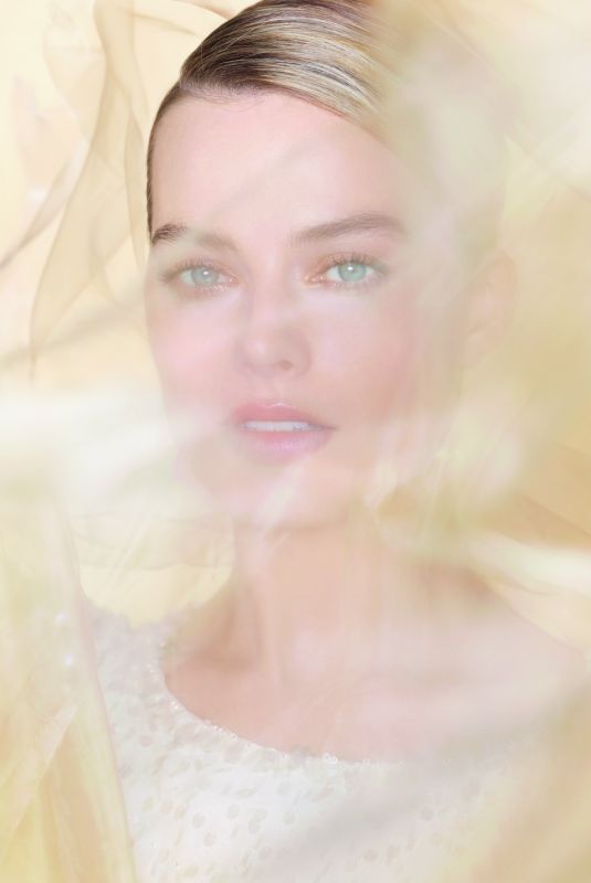 MARGOT ROBBIE for Gabrielle Chanel Essence Scent, July 2019 Campaign