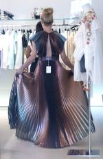 MICHELLE HUNZIKER Shopping in Milano Marittima 07/03/2019
