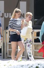 MICHELLE HUNZIKER Shopping in Milano Marittima 07/03/2019