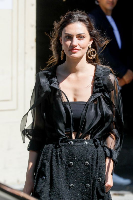 PHOEBE TONKIN at Chanel Haute Couture Fall/Winter 2019/20 Show at Paris Fashion Week 07/02/2019