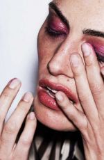 PHOEBE TONKIN in Veni Magazine, July 2019 Issue