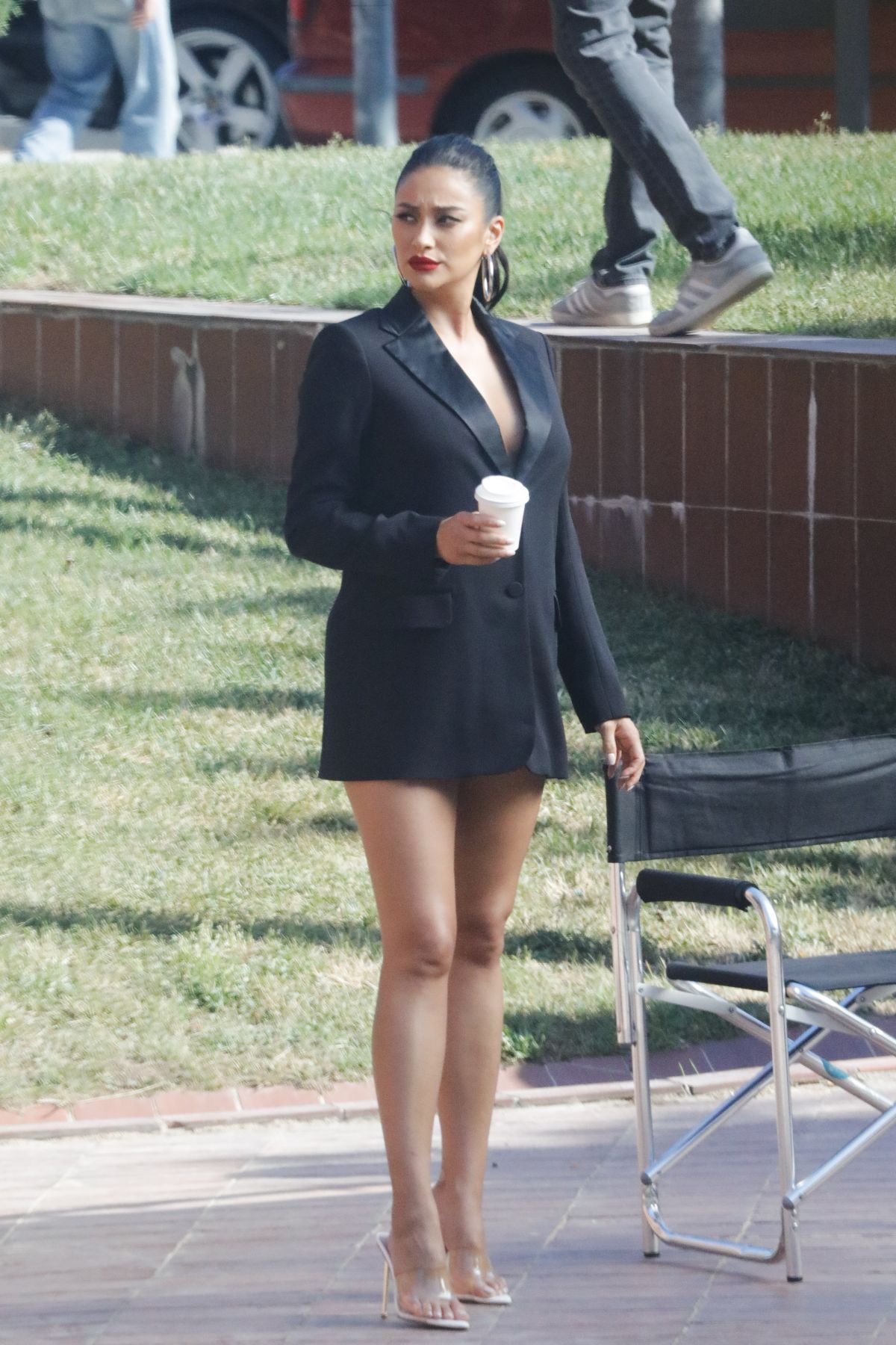 Pregnant SHAY MITCHELL on the Set of a Photoshoot in Barcelona 07/10 ...