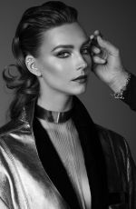 RACHEL COOK for Revista Central, July 2019
