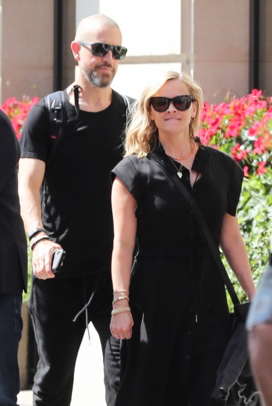 REESE WITHERSPOON and Jim Toth at Roissy Charles De Gaulle Airport in Paris 06/28/2019