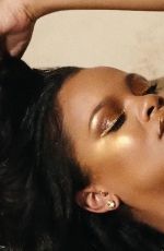 RIHANNA for Fenty Beauty Body Lava 2019