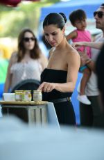 ROSELYN SANCHEZ Shopping at Farmers Market in Studio City 07/28/2019