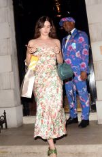 SAI BENNETT Leaves Annabel