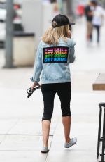 SARAH MICHELLE GELLAR Out and About in Los Angeles 07/16/2019