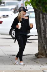 SARAH MICHELLE GELLAR Out in Brentwood 07/25/2019