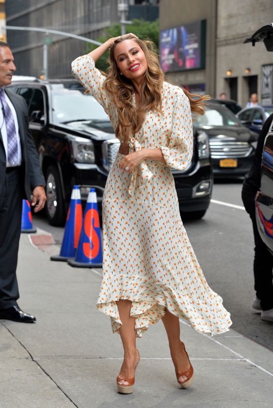 SOFIA VERGARA Arrives at Late Show in New York 07/17/2019