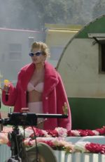 TAYLOR SWIFT - You Need to Calm Down - Behind the Scenes Video