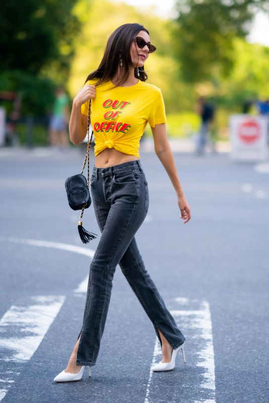 VICTORIA JUSTICE Out in New York 07/01/2019