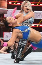 WWE - Stomping Grounds 2019