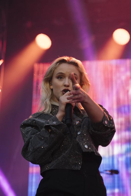 ZARA LARSSON Performs at 2019 Sensommar Festival in Sweden 07/06/2019