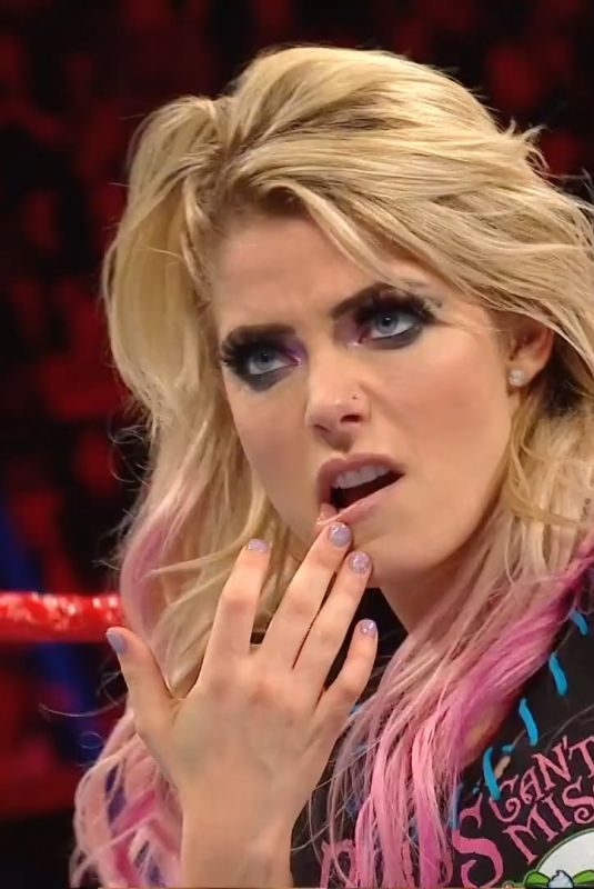 ALEXA BLISS – WWE  Raw in St. Paul 08/19/2019