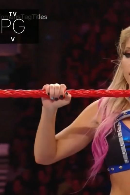 ALXA BLISS - WWE Raw in Toronto 08/12/2019