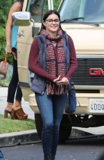 ARIEL WINTER and SARAH HYLAND on the Set of Modern Family in Los Angeles 08/08/2019