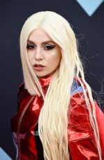 AVA MAX at 2019 MTV Video Music Awards in Newark 08/26/2019